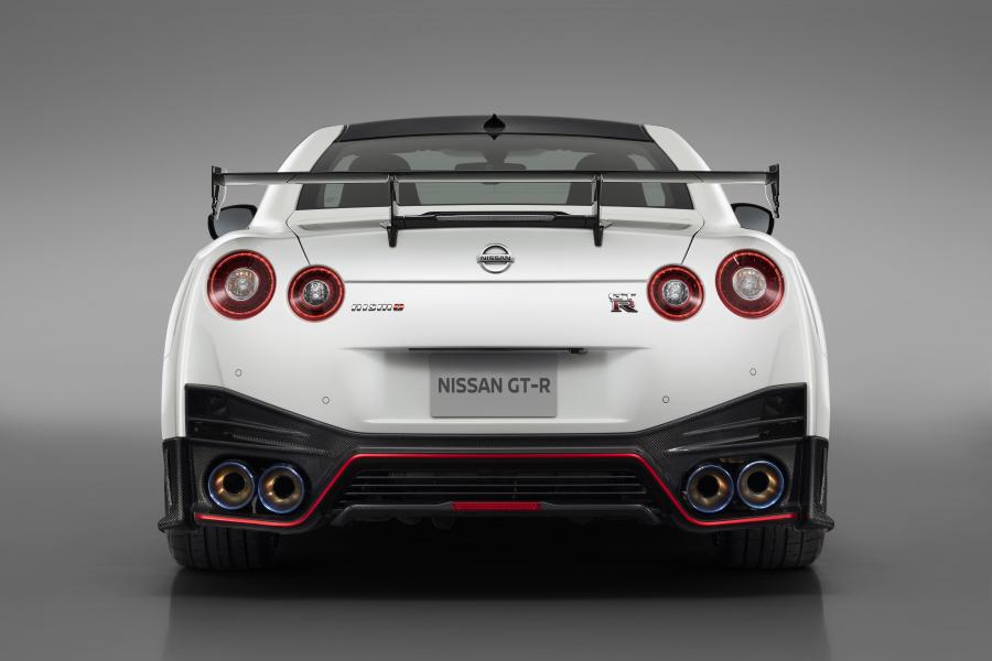  Nissan GT-R Nismo (R35) 2019 года  (WW) (фото 18 из 81)
